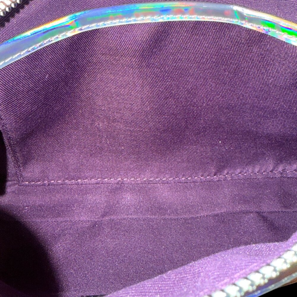 Sharif Hologram Silver Patent Leather Wristlet Crossbody & Original Sharif Charm - Picture 13 of 16